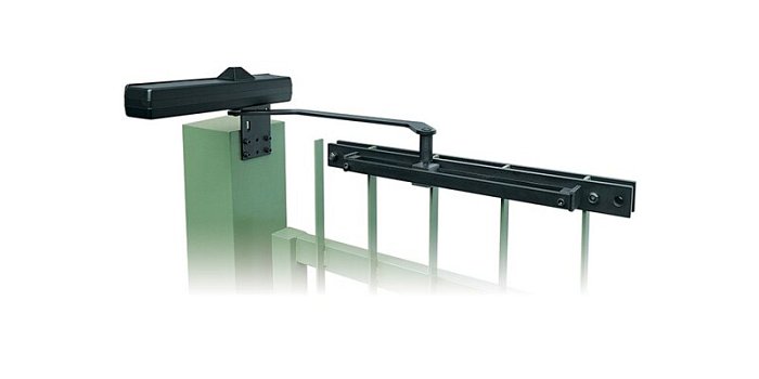 Dveřní zavírač na branku 680C