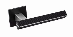 Carrera KCRA B00/M700 čierna/chrom mat - rozetové kovanie