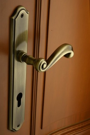 Demeter - štítová klika na dveře - Ráj kování